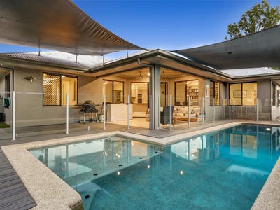 /international/au/26-lagoon-drive-trinity-beach-qld-150899748/