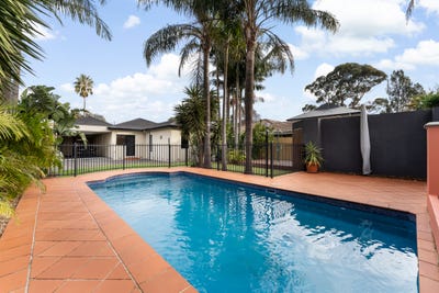 /international/au/21-robert-street-parkdale-vic-148535968/
