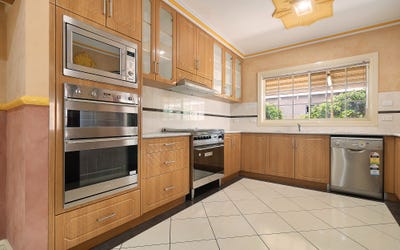 /international/au/19-walkington-circle-millars-well-wa-151308700/