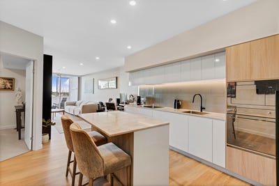 /international/au/2406-19-kombi-street-bokarina-qld-148146300/