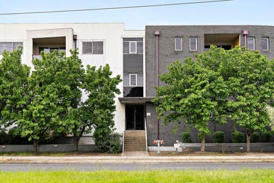 /international/au/52-102-106-st-georges-road-preston-vic-152654444/