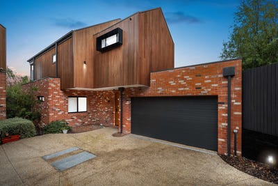 /international/au/4-16-james-street-dromana-vic-150721520/