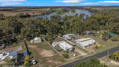 /international/au/99-woods-road-sharon-qld-151527192/