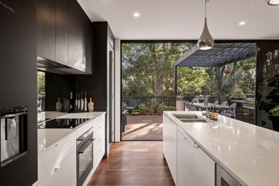 /international/au/4-358-hawthorne-road-hawthorne-qld-151520472/