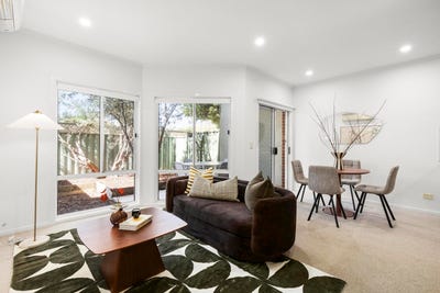 /international/au/22-2-newmarket-way-flemington-vic-152495364/