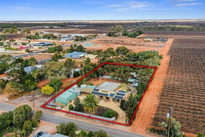 /international/au/78-vasey-road-waikerie-sa-148735276/