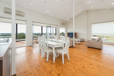 /international/au/104-clifftop-drive-sunnyside-sa-151457024/