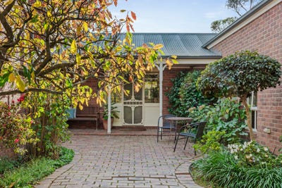 /international/au/6-8-fontaine-court-ocean-grove-vic-151345272/