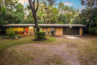 /international/au/147-149-broken-head-road-suffolk-park-nsw-150940692/