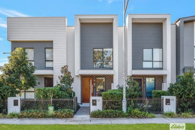 /international/au/131-passiflora-avenue-denham-court-nsw-148490280/