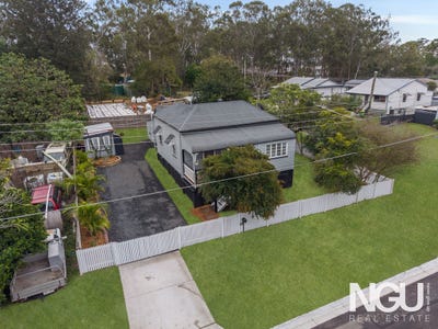 /international/au/44-byrne-street-bundamba-qld-151321236/