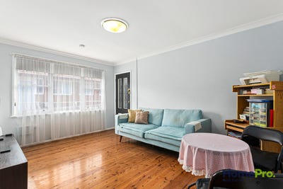 /international/au/1-82-murray-rd-east-corrimal-nsw-151212812/