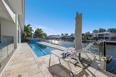 /international/au/1-north-quay-drive-biggera-waters-qld-151105112/