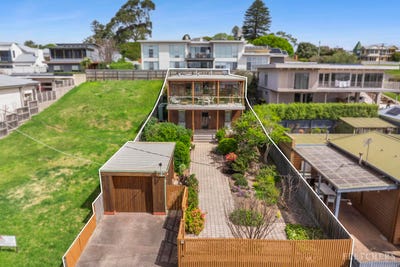 /international/au/27-symonds-street-queenscliff-vic-152645712/