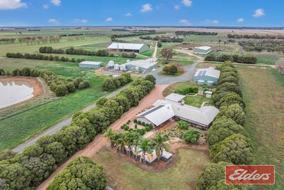 /international/au/584-strathallan-road-echuca-vic-700406000/