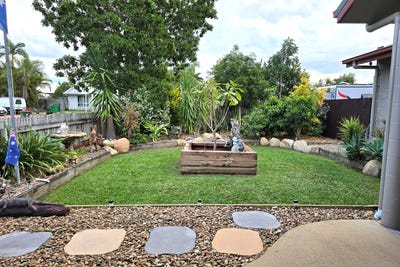 /international/au/52-currawong-street-condon-qld-148630812/?lang=en