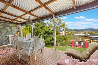 /international/au/6-down-street-boonah-qld-151530196/
