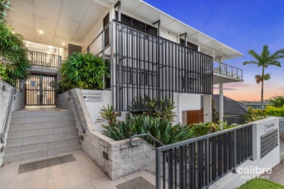 /international/au/level-3-17-view-street-mount-gravatt-east-qld-150823388/
