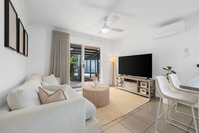 /international/au/6-954-956-david-low-way-marcoola-qld-151207612/