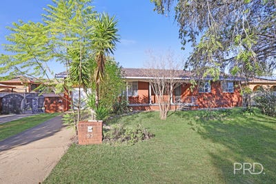 /international/au/95-petra-avenue-tamworth-nsw-151435148/