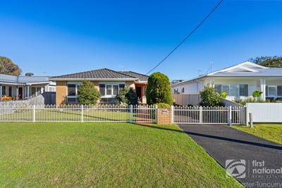 /international/au/11-elizabeth-street-forster-nsw-151907368/
