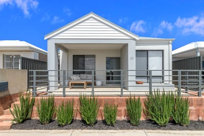 /international/au/11-karapiro-street-champion-lakes-wa-152639976/