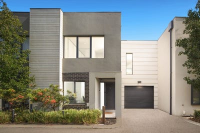 /international/au/16-47-waterhaven-boulevard-point-cook-vic-150857012/