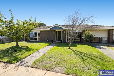 /international/au/10-sinclair-street-somerville-vic-150746280/