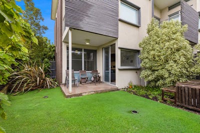 /international/au/3-4-ficinia-mews-highton-vic-151667448/