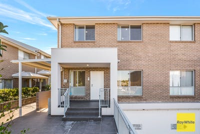 /international/au/28-20-old-glenfield-road-casula-nsw-151335632/