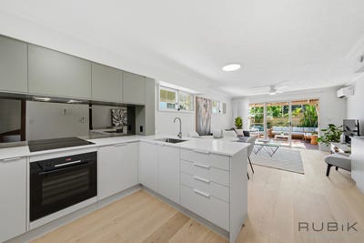 /international/au/1-175-waterworks-road-ashgrove-qld-150792440/