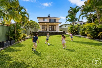 /international/au/20-beitz-avenue-labrador-qld-152289068/
