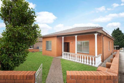 /international/au/261-ramsay-street-haberfield-nsw-150697488/