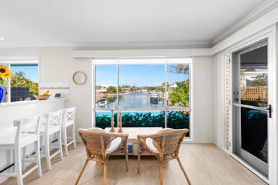 /international/au/62-allawah-street-sorrento-qld-151677836/