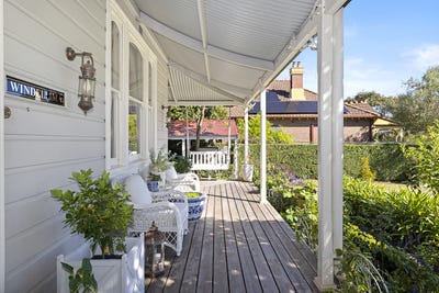 /international/au/12-selborne-street-burwood-nsw-150837188/