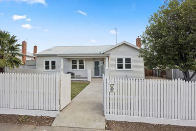 /international/au/247-arnold-street-north-bendigo-vic-151485556/