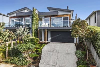 /international/au/5a-ocean-view-crescent-torquay-vic-151630224/