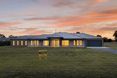 /international/au/34-cumming-drive-longford-vic-150901228/
