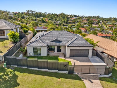 /international/au/21-midway-terrace-pacific-pines-qld-151321000/