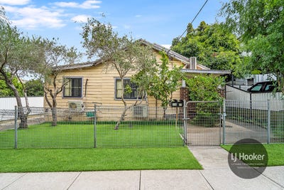 /international/au/12-harris-street-harris-park-nsw-150726416/