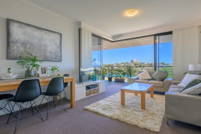 /international/au/242-60-64-glenlyon-street-gladstone-central-qld-151403388/
