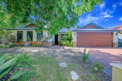 /international/au/26-benalla-crescent-byford-wa-152480180/