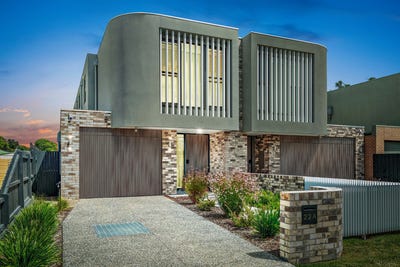 /international/au/22a-pier-street-dromana-vic-151238044/