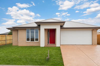 /international/au/19-murphy-street-warrnambool-vic-151538604/