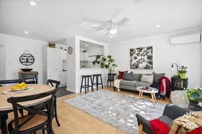/international/au/9-4-robinson-street-fremantle-wa-148394440/