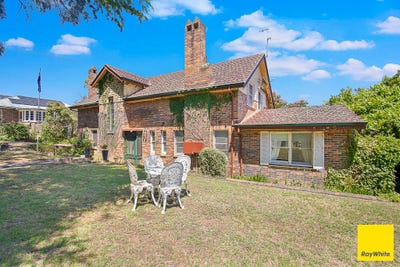 /international/au/-dangarsleigh-152-dangar-street-armidale-nsw-152586516/