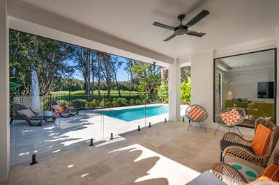 /international/au/4-pampling-place-twin-waters-qld-151383228/