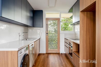 /international/au/32-21-23-george-street-fitzroy-vic-152425156/