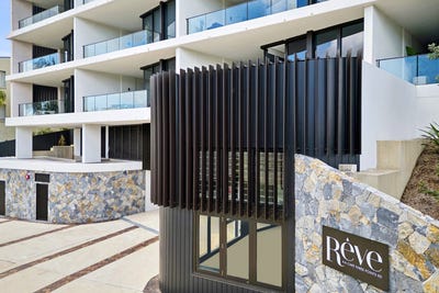 /international/au/306-4-cape-three-points-road-avoca-beach-nsw-147804892/