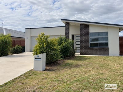 /international/au/19-ellem-drive-chinchilla-qld-152542928/